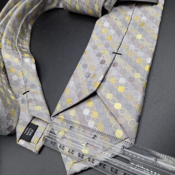 Calvin Klein 100% Silk Tie With Circle Pattern In Gray & Yellow - Picture 5 of 5